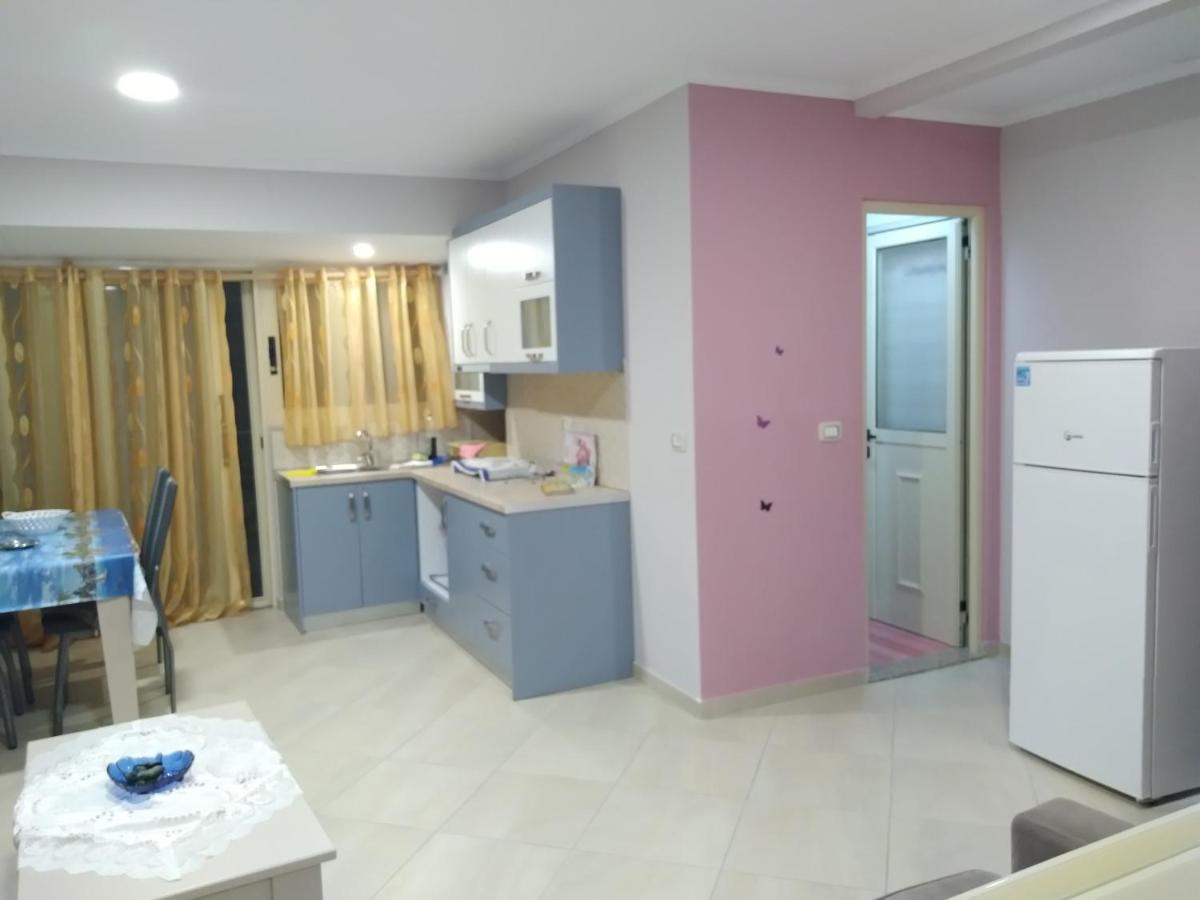 Eleana'S Apartament Sarande Exterior photo