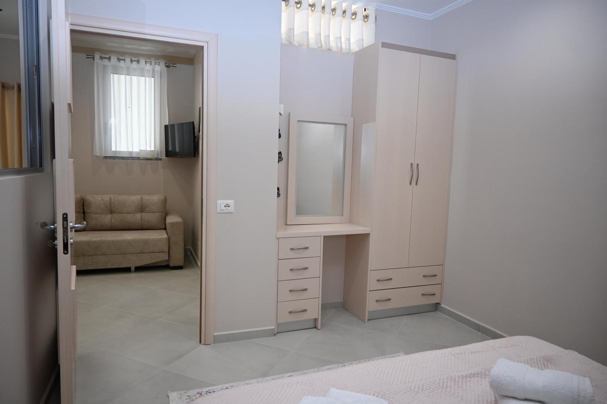 Eleana'S Apartament Sarande Room photo