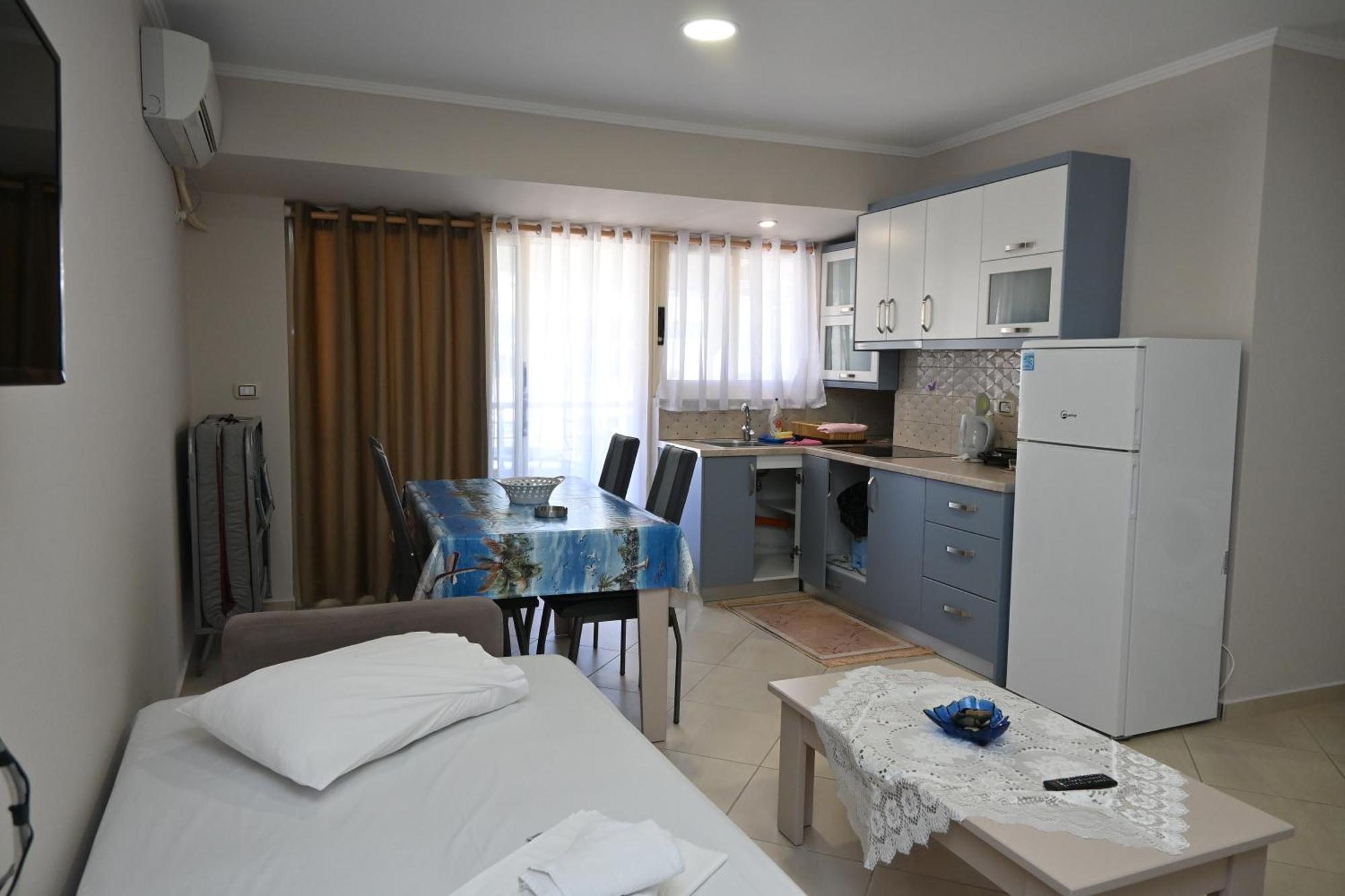 Eleana'S Apartament Sarande Exterior photo